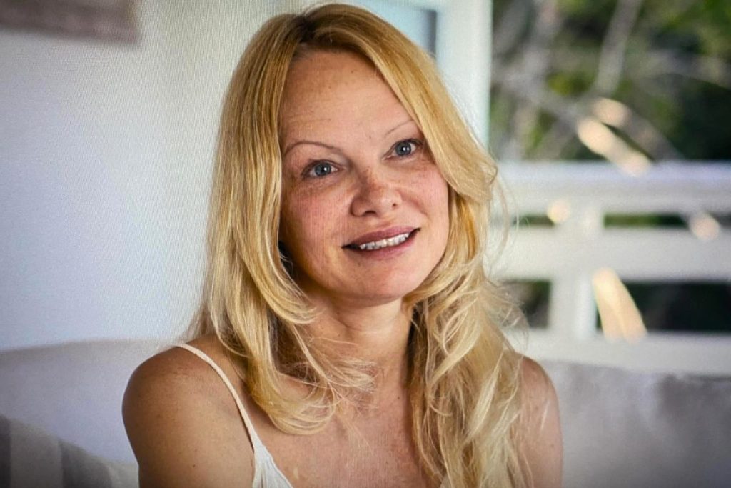 Pamela Anderson without makeup